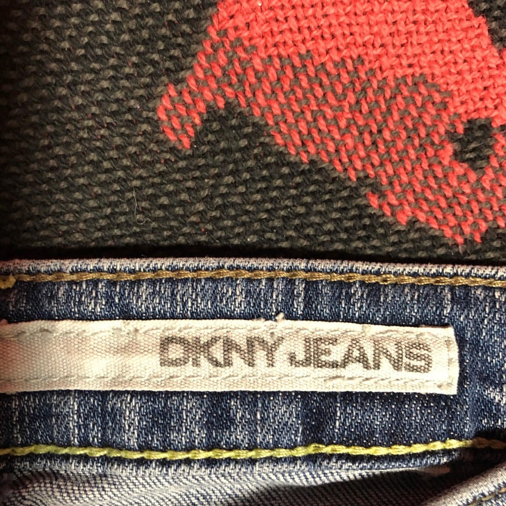 DKNY JEANS SIZE 3  EUC - Picture 3 of 3